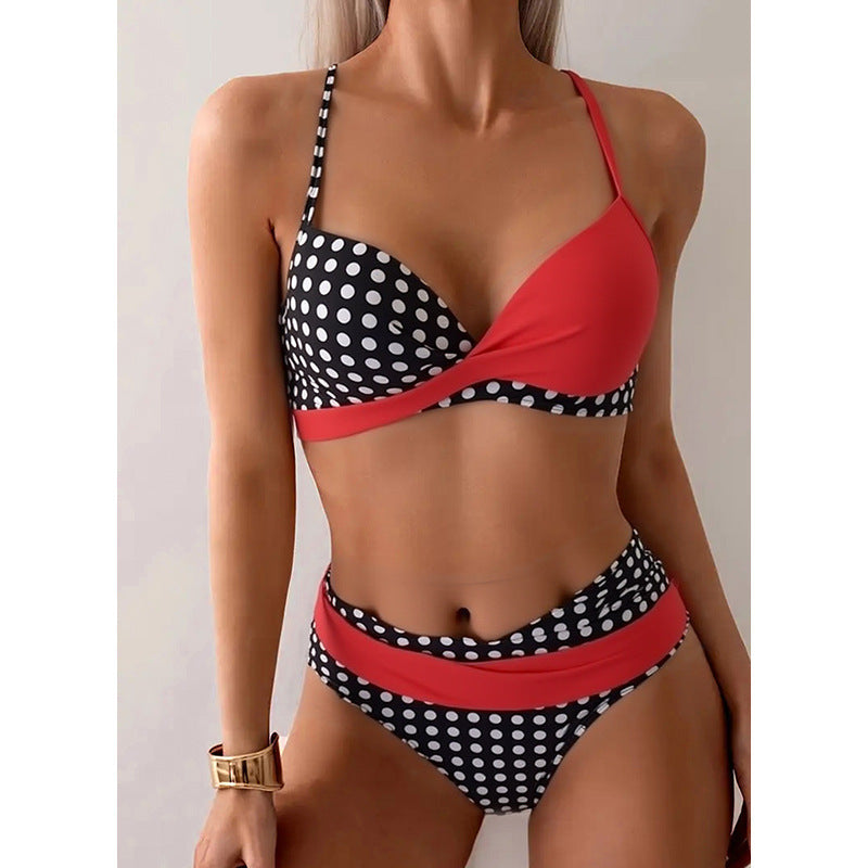 Bikini taille haute pour femmes avec un design innovant R&B