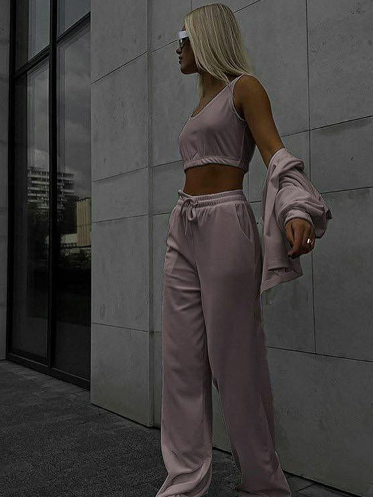 Ensemble lounge en velours doux pour femmes avec fermeture éclair courte, cordons extra longs et pantalon de confort à taille haute Echo Archiv