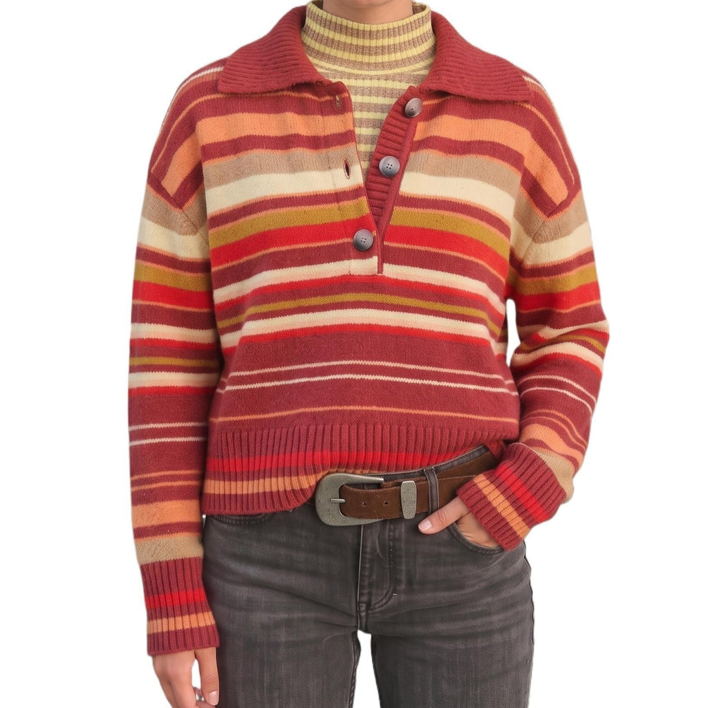 Pull en tricot rayé pour femmes avec col polo et patte de boutonnage Echoarchiv