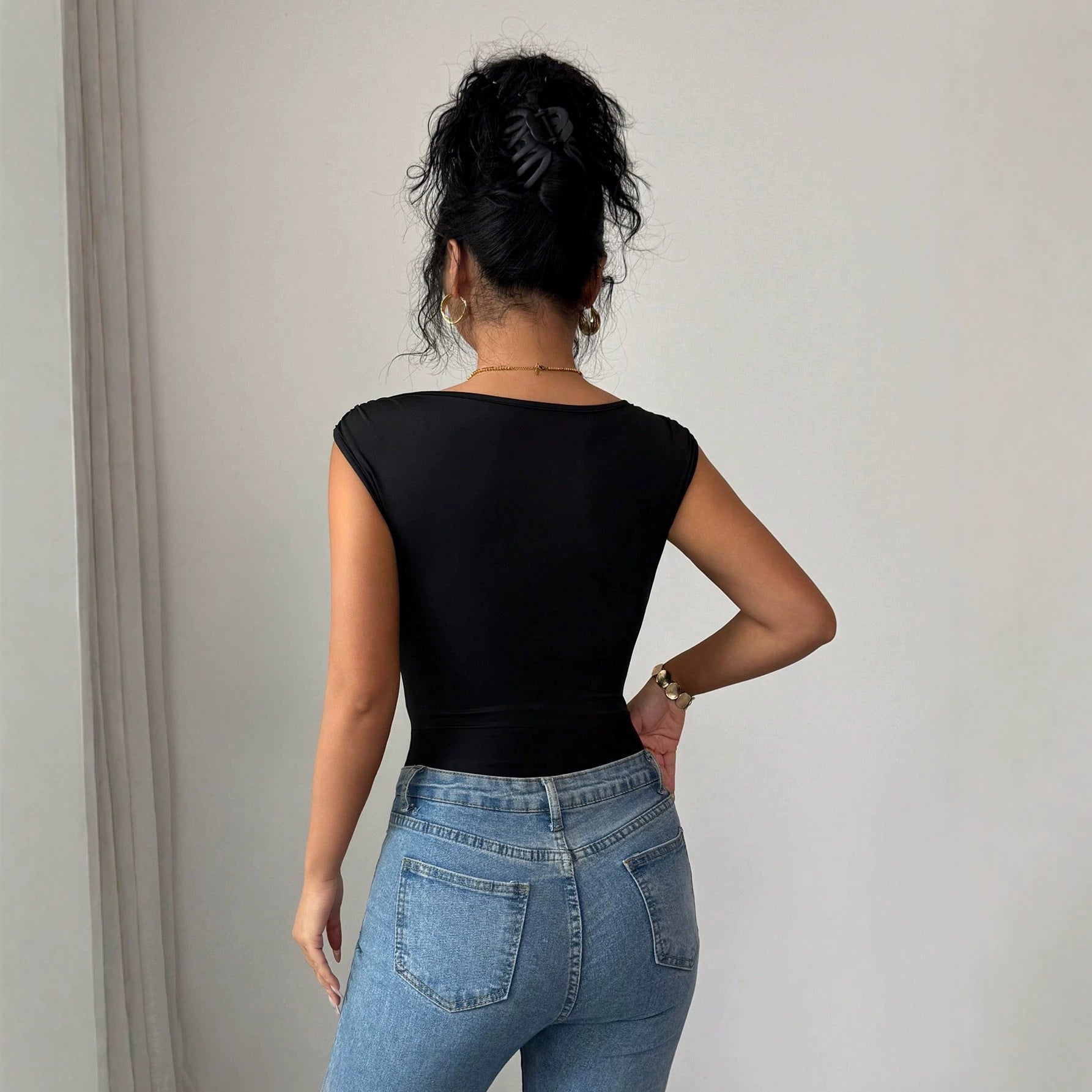 Body sculptant pour femmes à découpe haute avec bretelle asymétrique et anneau décoratif en métal R&B