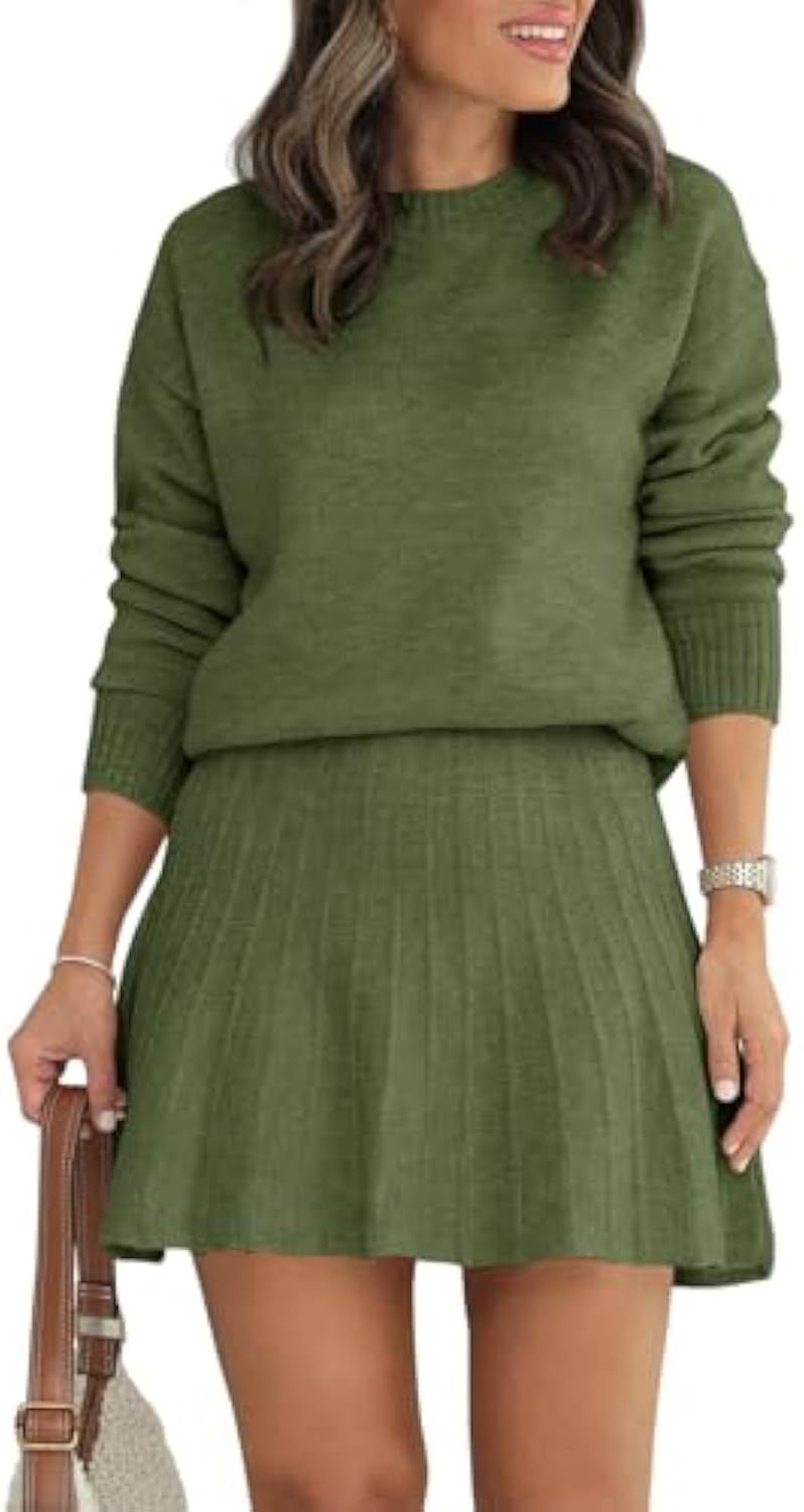 Ensemble en tricot pour femmes avec pull à col rond et mini-jupe plissée