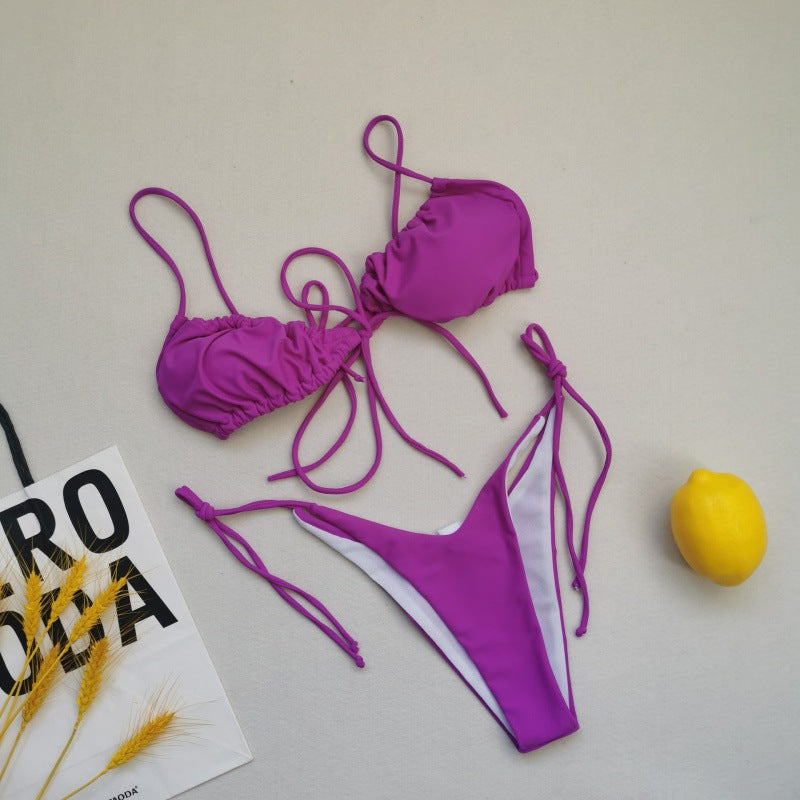 Ensemble bikini triangle pour femmes avec des liens ludiques et un contraste de couleurs élégant R&B