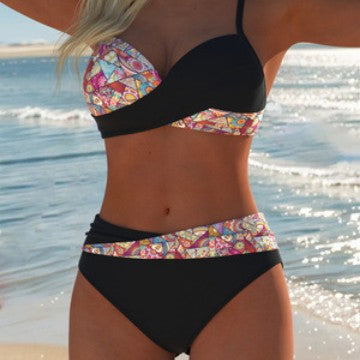 Bikini bandeau pour femmes avec culottes taille haute et motif paisley vif R&B