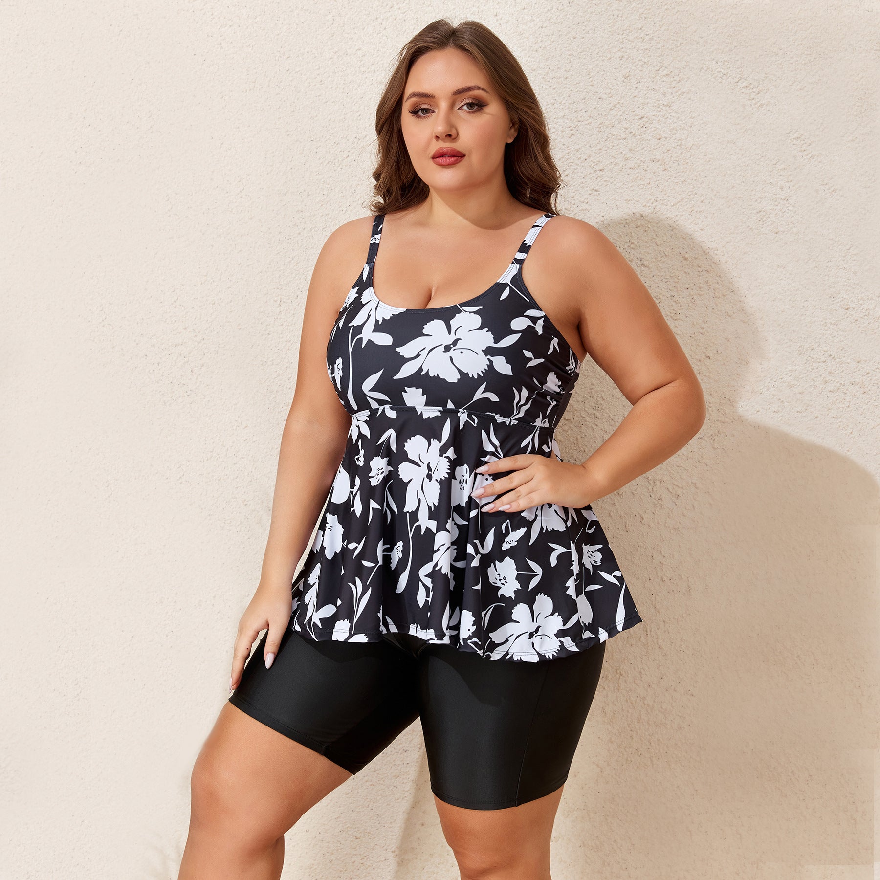 Ensemble Tankini Femme avec haut tendance et shorts ajustés R&B