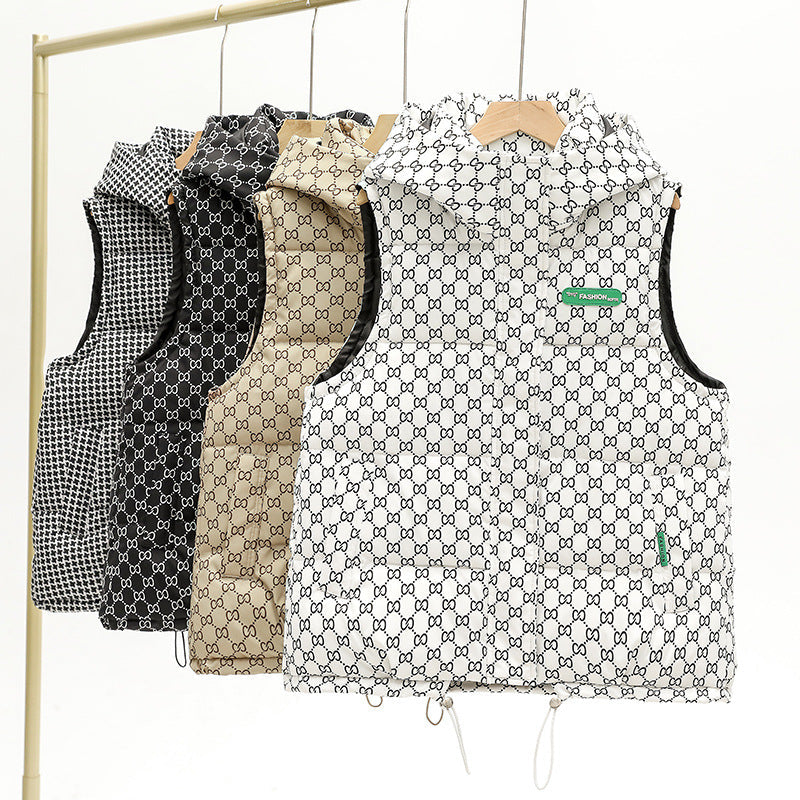 Gilet à capuche matelassé pour femmes avec impression logo intégrale, isolation rembourrée, ourlet ajustable et poches zippées dissimulées Echo Archiv