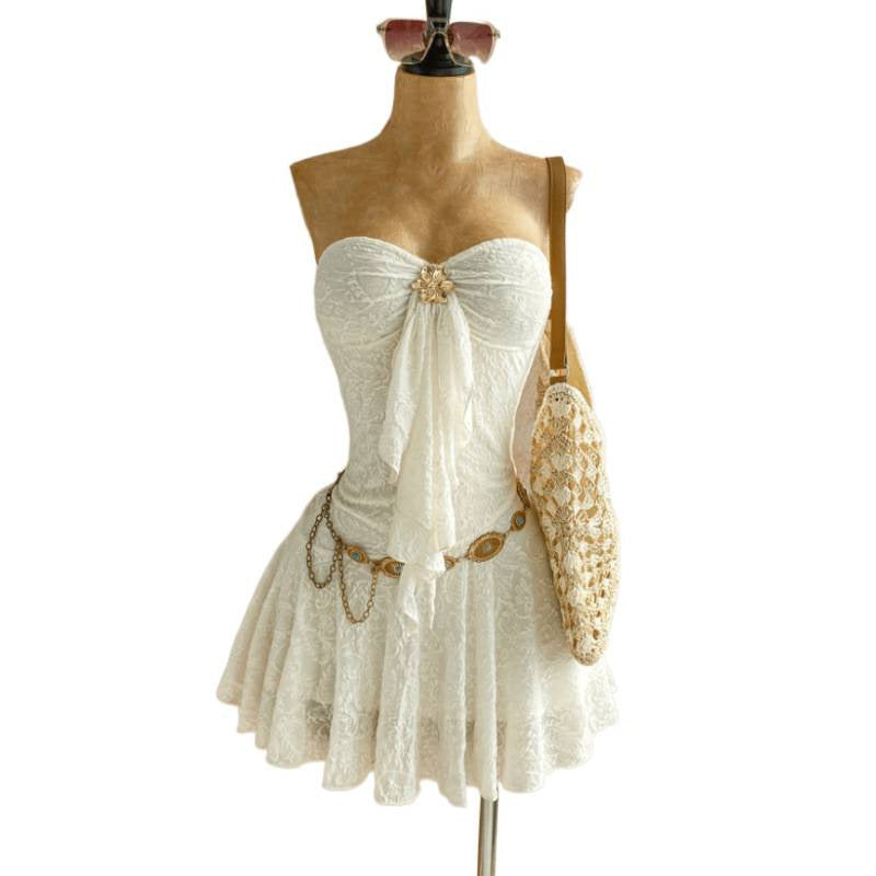 Robe Babydoll Femme avec Détails en Dentelle Élégante et Ourlet Froncé Heidi-Mode