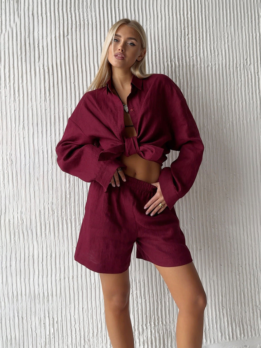 Ensemble pour femmes avec boutons et manches longues