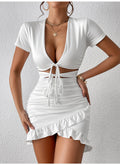 Robe Mini Épousant la Silhouette avec Détails Enveloppants R&B