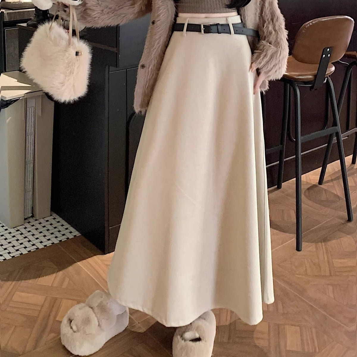 Jupe Maxi Longue Femme avec Coupe Flottante et Ceinture Echo Archiv