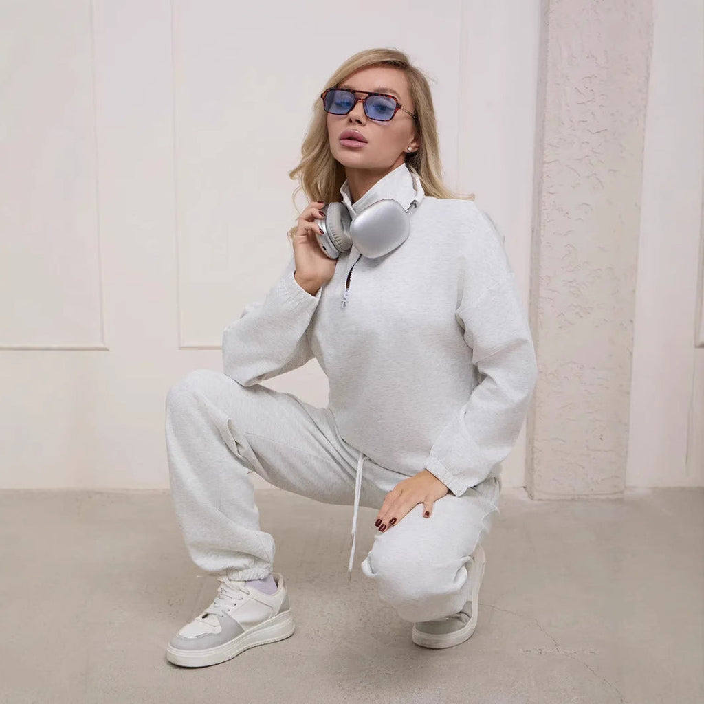 Ensemble lounge doux pour femmes avec demi-fermeture éclair, pantalon à cordon et poignets élastiques Echo Archive