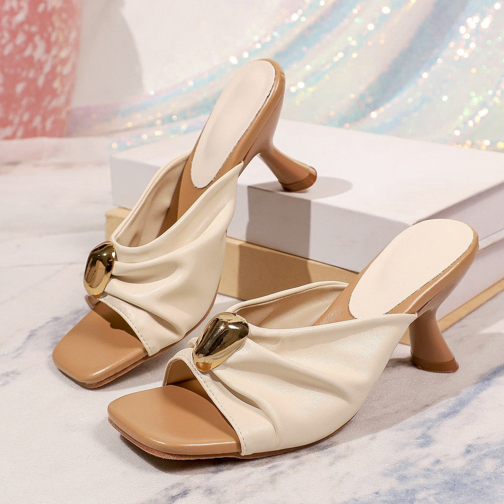 Mules pour femmes avec un design élégant à volants et un talon à la mode R&B
