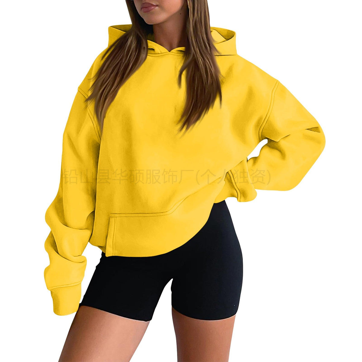 Sweat à capuche oversize pour femmes en tissu doux avec ourlet asymétrique, poche kangourou et épaule tombante Echo Archiv