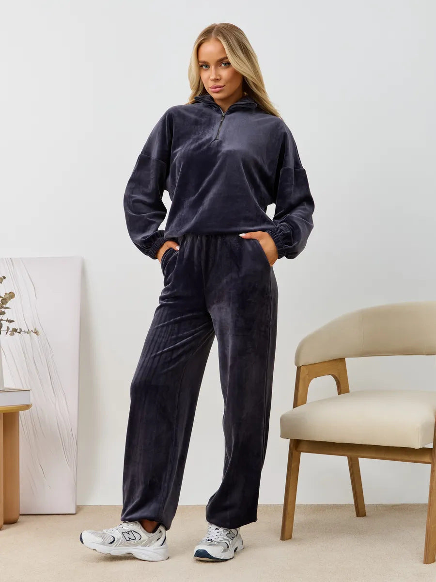 Ensemble de lounge en velours deux pièces pour femmes avec capuche et pantalon à taille élastique