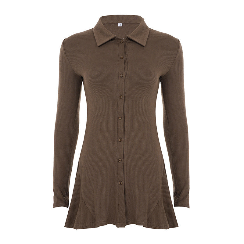 Robe chemise ajustée en tricot côtelé pour femmes avec col chemise, boutonnière continue et ourlet évasé Echo Archiv