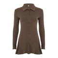 Robe chemise ajustée en tricot côtelé pour femmes avec col chemise, boutonnière continue et ourlet évasé Echo Archiv