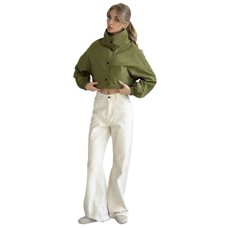 Veste courte à la mode pour femmes avec col haut