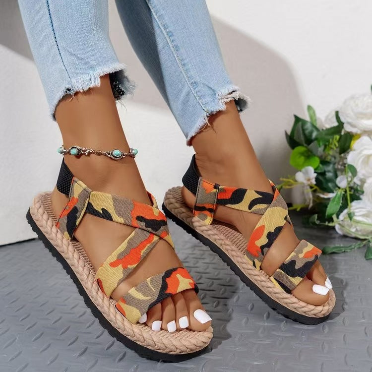 Sandales de plage pour femmes avec des brides élastiques et une semelle confortable R&B