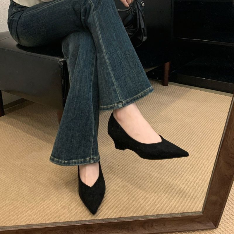 Chaussons élégants pour femmes avec joli détail de nœud R&B