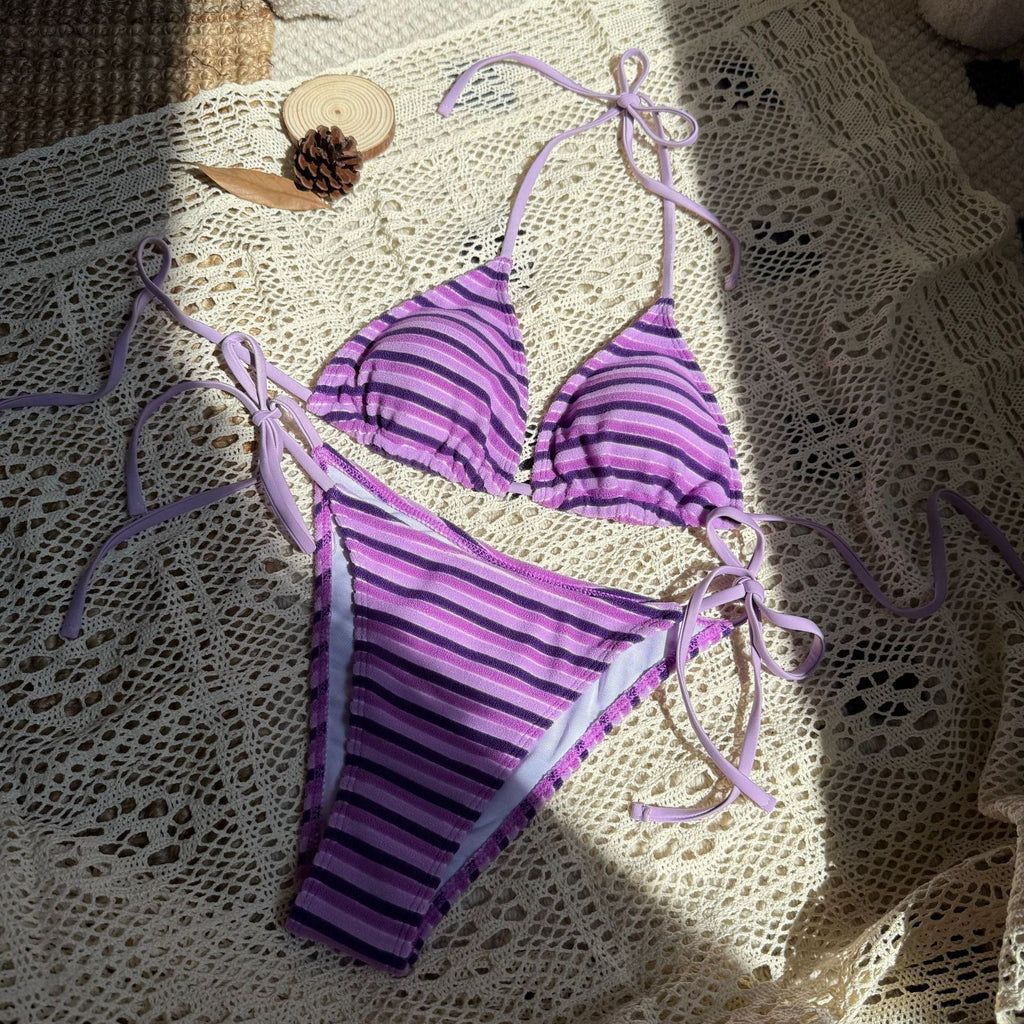 Bikini triangle pour femmes avec bretelles réglables et motif rayé coloré R&B