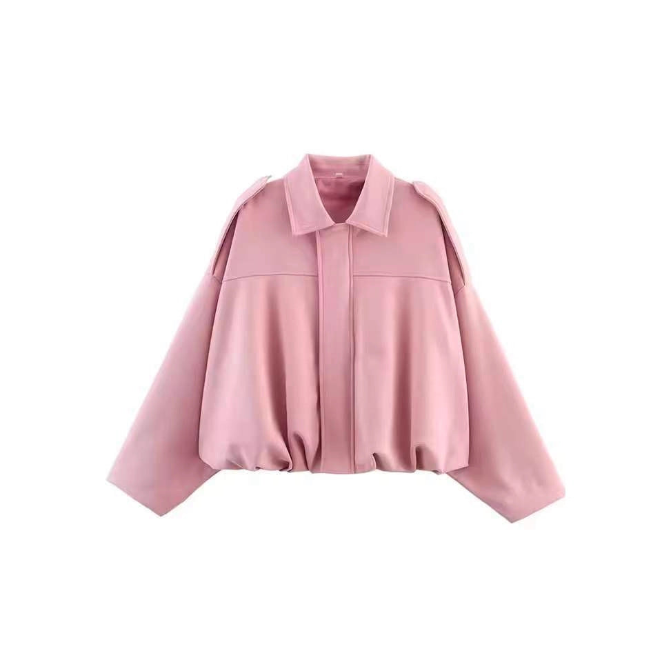 Veste courte pour femmes en coupe oversize avec ourlet ballon et épaulettes