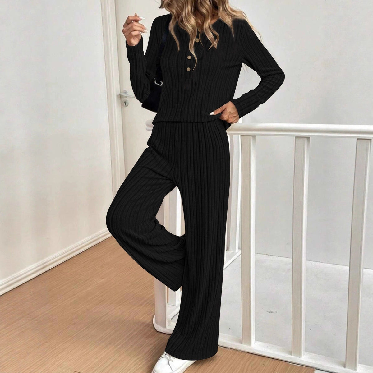 Ensemble Lounge Rippé pour Femmes avec Haut Henley et Pantalon Palazzo Echoarchiv