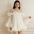 Robe mini romantique et ludique pour femmes avec volants et design sans épaules R&B