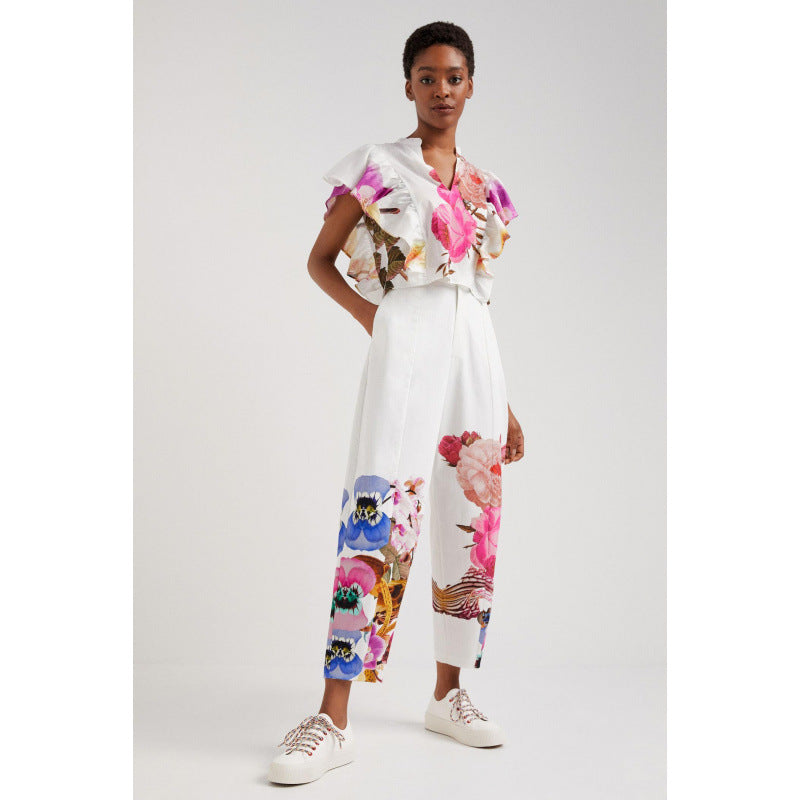Ensemble de blouse et pantalon pour femmes avec design floral et détails délicats en volants de Heidi-Mode