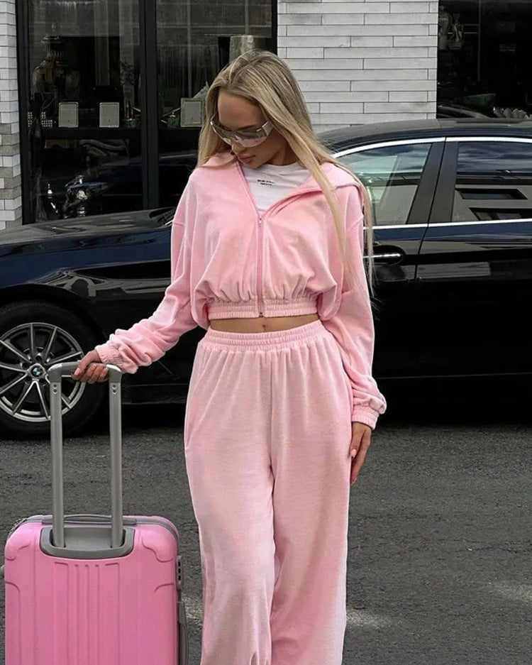 Ensemble lounge en velours pour femmes avec hoodie court à zip, ceinture en rib élastique et pantalon palazzo taille haute