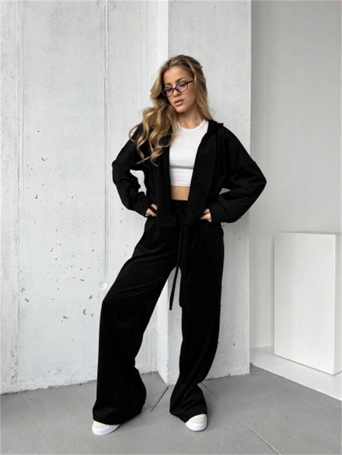 Ensemble de survêtement en velours doux pour femmes avec capuche, fermeture éclair et jambes larges Echo Archiv
