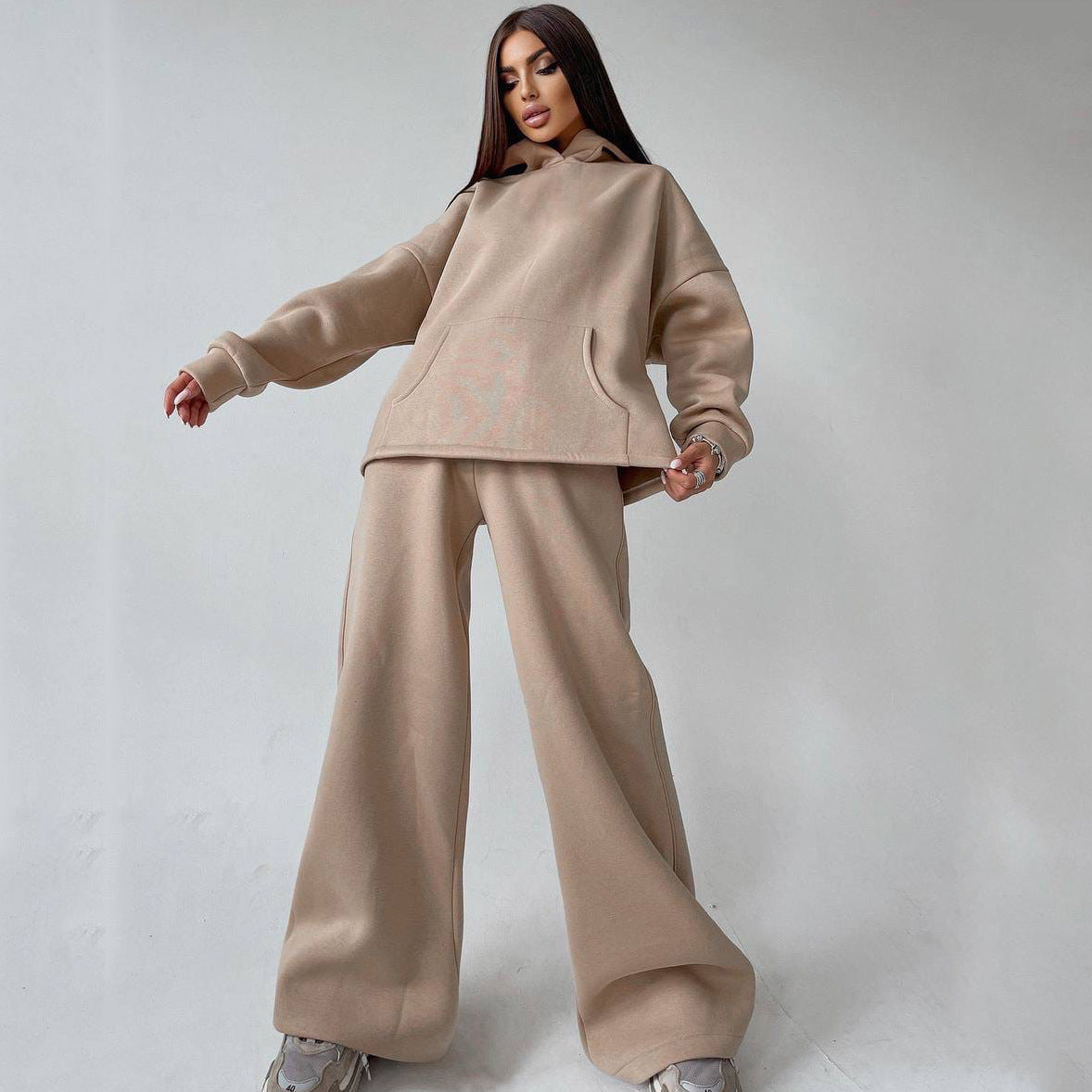 Ensemble de lounge deux pièces pour femmes avec pantalon palazzo taille haute sculptant et hoodie surdimensionné Echo Archive