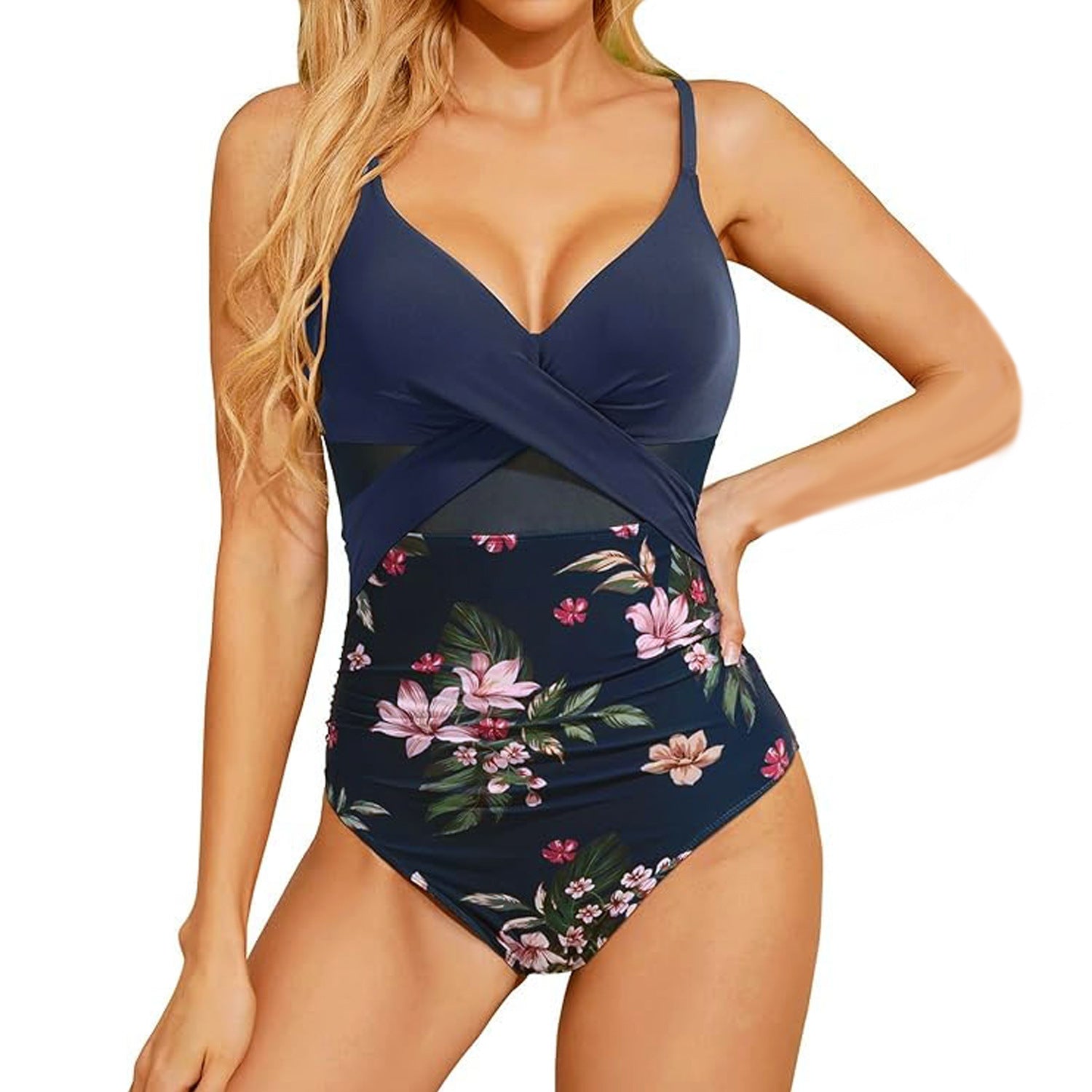 Maillot de bain une pièce haut de gamme pour femmes avec des détails tendance en cut-out R&B