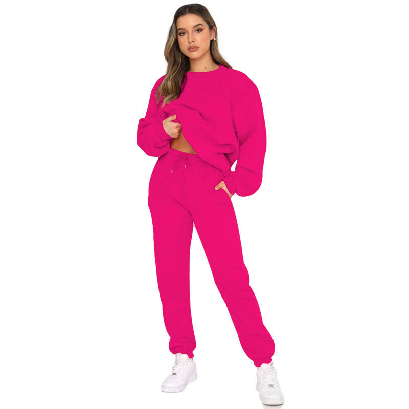 Ensemble de loungewear Cozy à deux pièces pour femmes avec col rond oversize et jogging taille haute avec cordon Echo Archiv