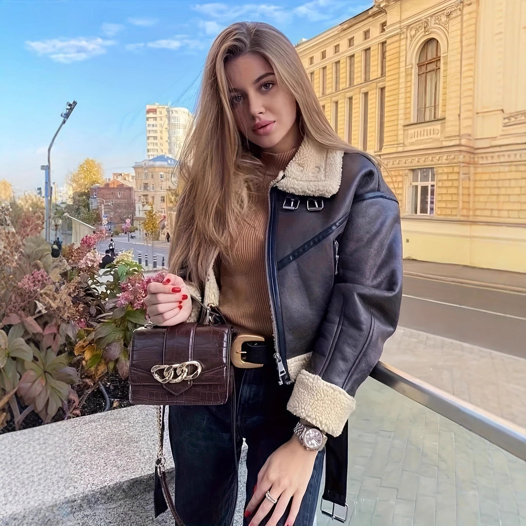 Veste en cuir tendance et élégante pour femmes avec doublure en teddy