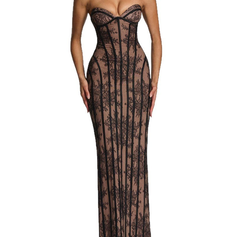 Robe en dentelle ajustée pour femmes avec design sans épaules et taille élégante Heidi-Mode