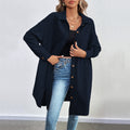 Veste chemise longue oversize en velours côtelé pour femmes avec boutonnière et col chemise Echo Archiv