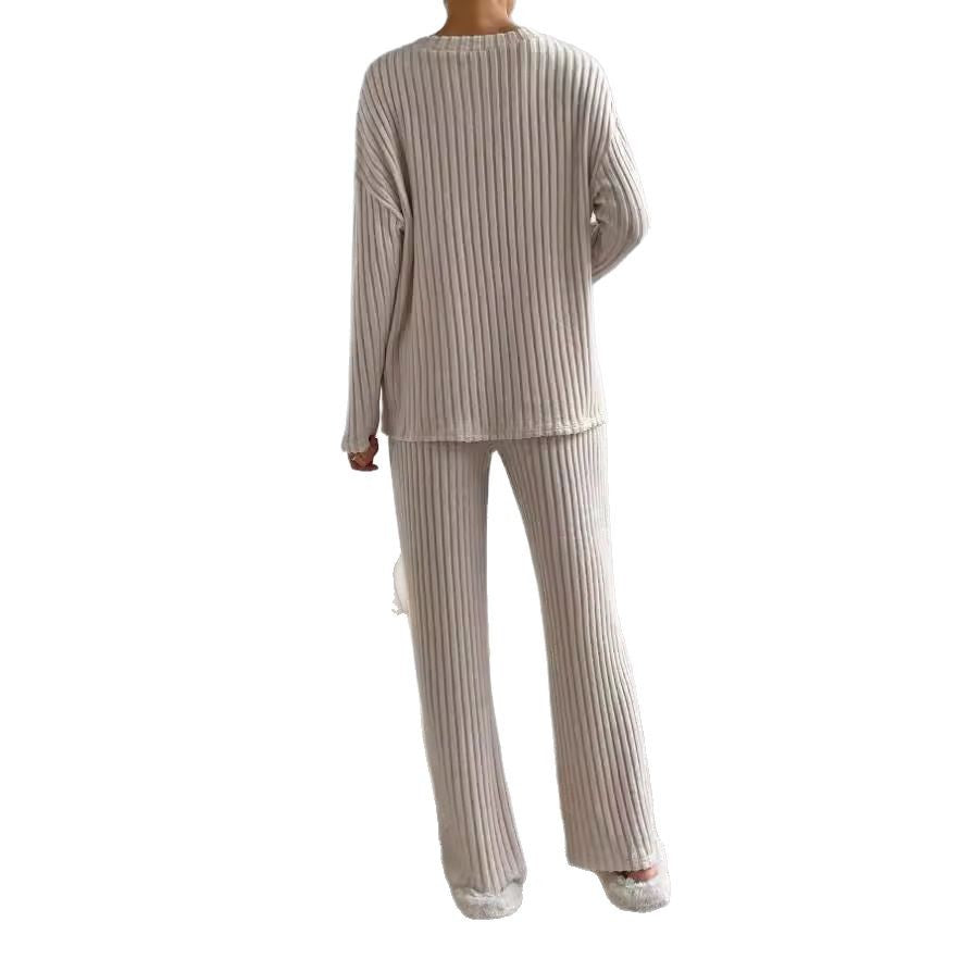 Costume en tricot élégant et confortable pour femmes