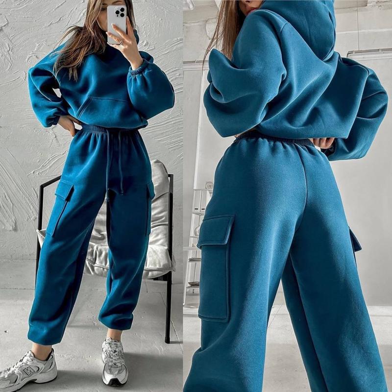 Ensemble de sweat à capuche oversize pour femmes avec poche kangourou et pantalon de jogging cargo