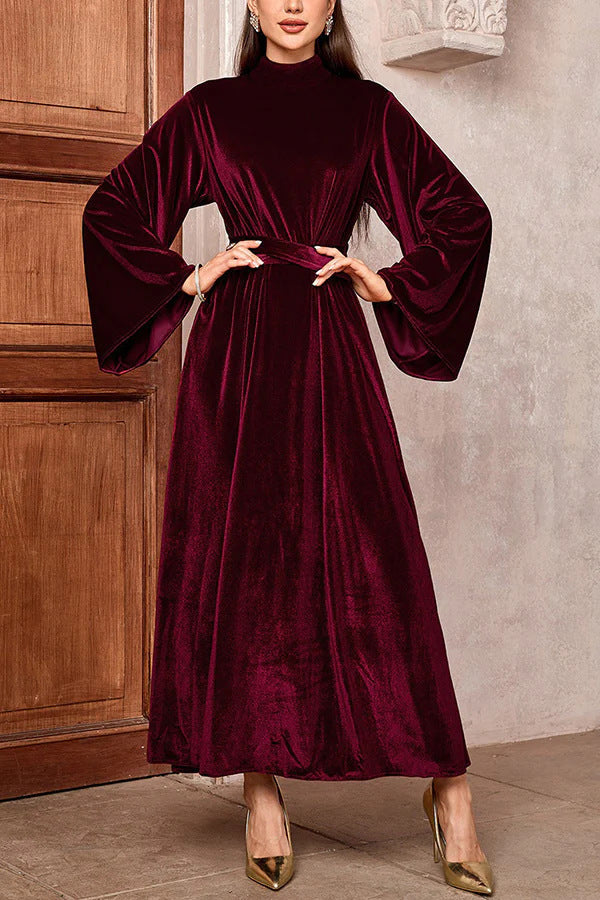 Robe maxi en velours pour femmes avec col montant, manches évasées et ceinture à la taille