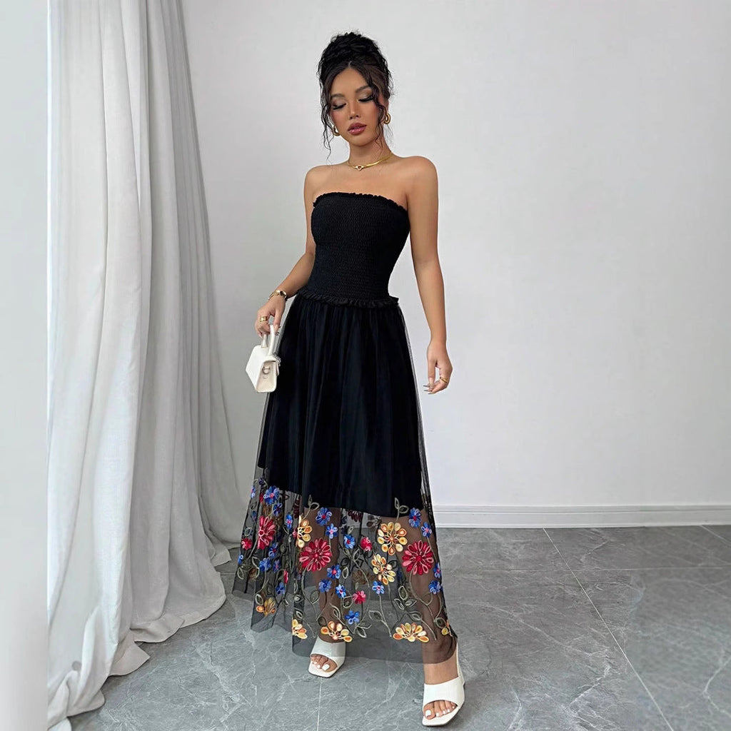 Robe midi sans bretelles pour femmes avec corsage froncé et jupe en tulle brodé R&B