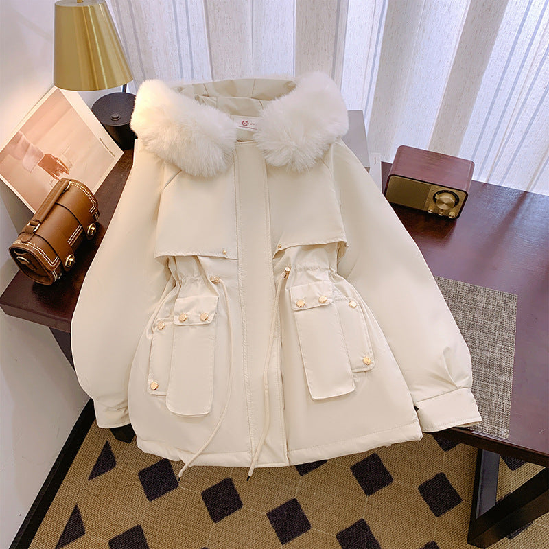 Parka courte utilitaire pour femmes avec col en fausse fourrure volumineux, poches cargo et cordon de serrage cintré Echo Archiv