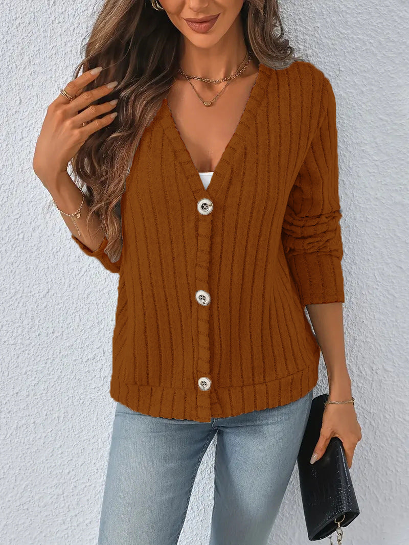 Cardigan en tricot à col en V côtelé pour femmes avec boutons décoratifs, épaules légèrement tombantes et ourlet carré Echo Archiv