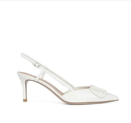 Pompes à talons élégantes pour femmes avec un fin talon R&B