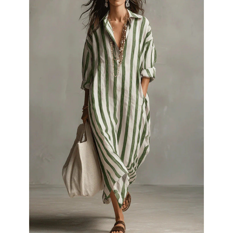 Robe chemise longue à rayures pour femmes en look lin avec décolleté en V et poches passepoilées Echoarchiv