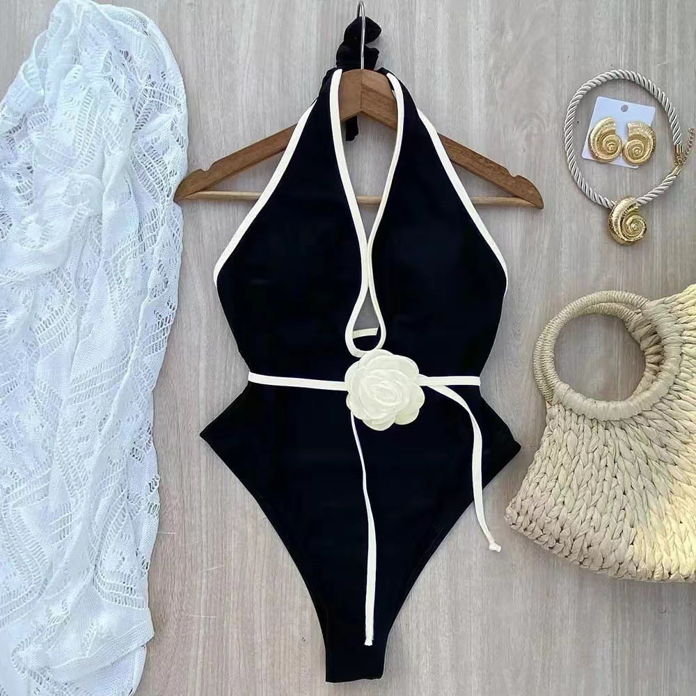 Maillot de bain élégant pour femmes avec détail floral Echo Archiv