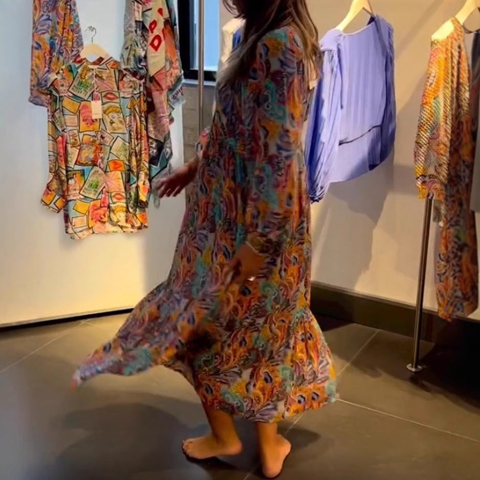 Robe maxi à volants pour femmes en style boho avec imprimé paisley, décolleté en V, taille empire froncée et poignets élastiques R&B