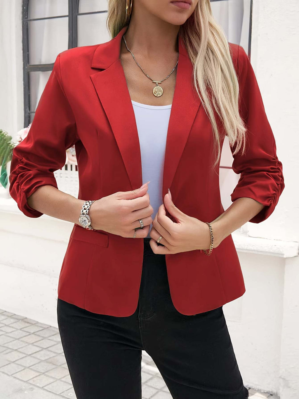 Blazer féminin flatteur avec manches trois-quarts froncées et petit col Echoarchiv