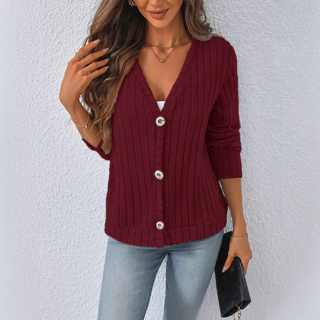 Cardigan en tricot à col en V côtelé pour femmes avec boutons décoratifs, épaules légèrement tombantes et ourlet carré Echo Archiv