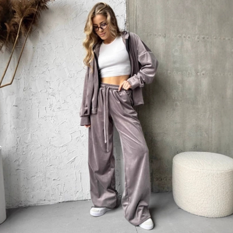 Ensemble en velours doux pour femmes avec veste à capuche et pantalon de jogging ample Echo Archive