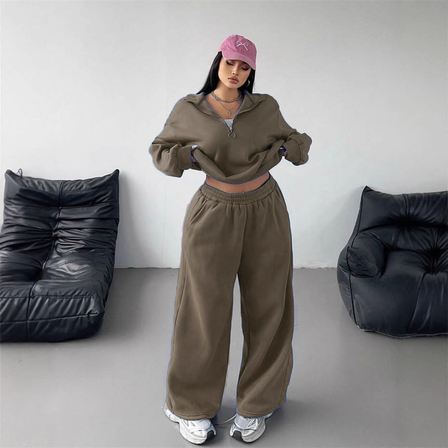 Sweat à capuche zippé cropped en velours pour femmes et pantalon jogging palazzo taille haute large Echo Archiv