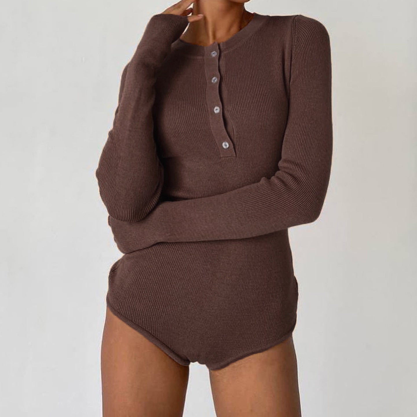 Body à manches longues pour femmes avec patte de boutonnage et texture côtelée R&B